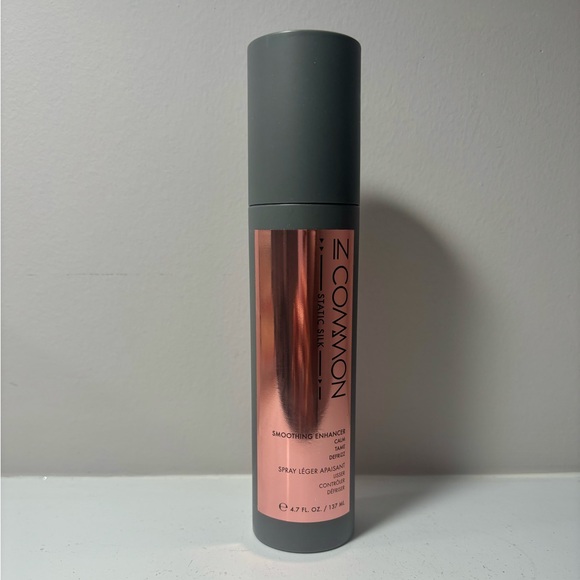In Common - Static Silk Smoothing Enhancer New 4.7 Fl Oz - Picture 3 of 6
